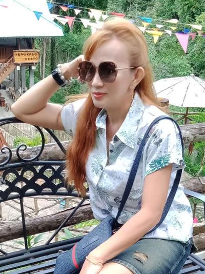 Foto terapis Seska Altje selvie aring
